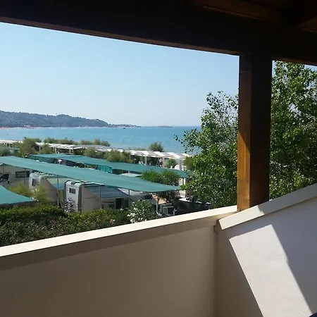 فندق مبيت وإفطار Alga Blu Sul Mare 3*