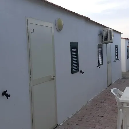 Alga Blu Sul Mare ויאסטה